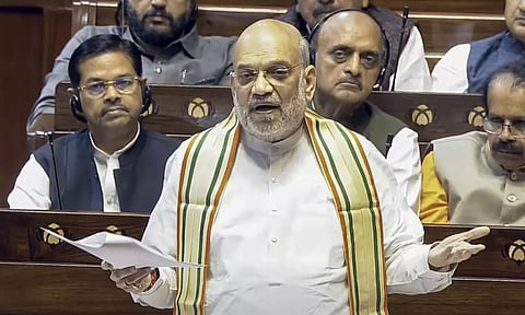 ஊழலை மறைக்க மொழியின் பெயரால் விஷத்தை பரப்புகிறார்கள் - திமுக மீது அமித் ஷா நேரடி தாக்குதல்