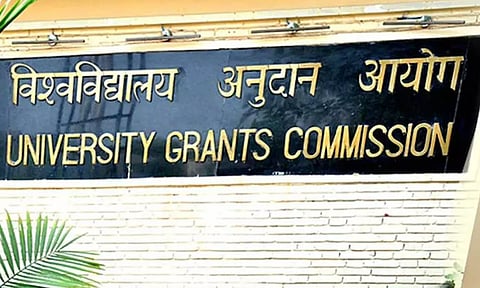 அங்கீகாரமின்றி வழங்கப்படும் பட்டப்படிப்புகள் வேலைவாய்ப்புகளுக்கு தகுதியாகாது- யு.ஜி.சி. எச்சரிக்கை