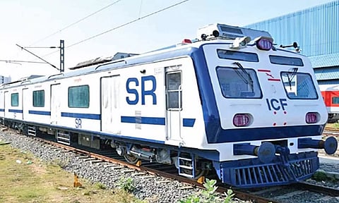 சென்னை கடற்கரை - செங்கல்பட்டு இடையே ஏப்ரல் முதல் AC ரெயில் சேவை - ஆனால் ஒரு TWIST