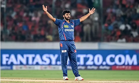 பந்துவீச்சாளர்களுக்கு இழைக்கப்படும் அநீதி: ஆட்ட நாயகன் விருது வென்ற ஷர்துல் தாக்குர்