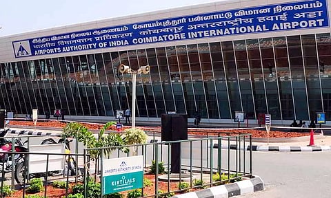 கடந்த மாதத்தில் கோவை விமான நிலையத்தில் இருந்து 2.80 லட்சம் பேர் பயணம்