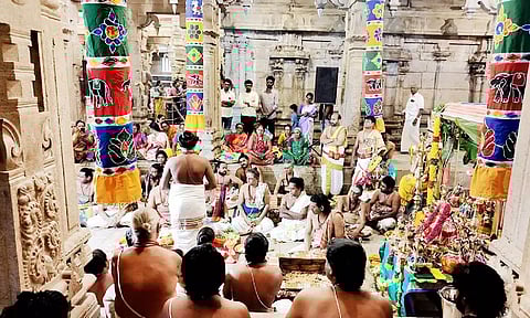 உத்திரகோசமங்கை கோவில் கும்பாபிஷேகம்: இன்று மரகத நடராஜருக்கு சந்தனக்காப்பு களையப்பட்டு 4 நாட்கள் தரிசனம்