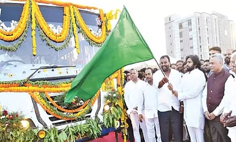 திருப்பதி-பழனிக்கு நேரடி பஸ் வசதி: பவன் கல்யாண் தொடங்கி வைத்தார்