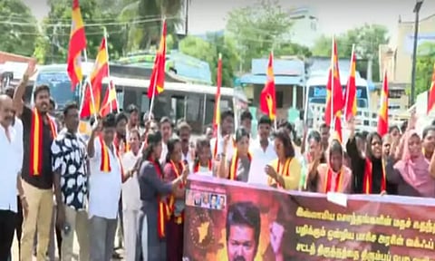 வக்பு சட்டத்திருத்தத்துக்கு எதிராக தமிழகம் முழுவதும் த.வெ.க. போராட்டம்