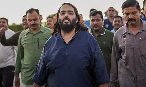 170 கி.மீ. பாதயாத்திரையை நிறைவு செய்த ஆனந்த் அம்பானி