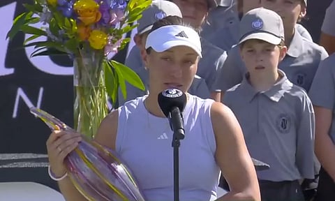 சார்லஸ்டன் ஓபன் டென்னிஸ்: சாம்பியன் பட்டம் வென்றார் ஜெசிகா பெகுலா