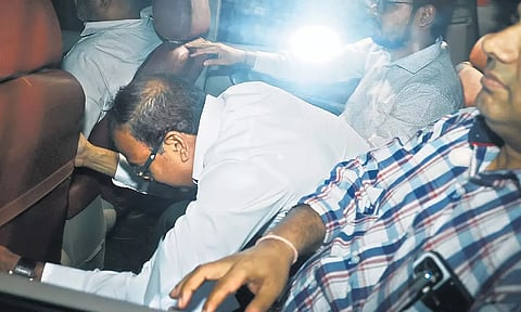 கே.என்.நேரு சகோதரர் ரவிச்சந்திரன் மருத்துவமனையில் அனுமதி