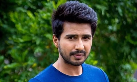 எந்த ஒரு தனிநபரும் விளையாட்டை விட பெரியவர் அல்ல: சென்னை அணியை சாடிய விஷ்ணு விஷால்