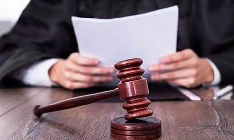 கொரோனா நோயாளியை பாலியல் வன்கொடுமை செய்த ஆம்புலன்ஸ் ஓட்டுநருக்கு ஆயுள் தண்டனை விதிப்பு