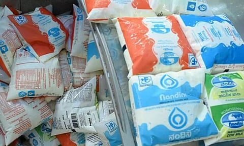 பெங்களூருவில் அதிகரிக்கும் பால் பாக்கெட் திருட்டு- கடைக்காரர்கள் அதிர்ச்சி