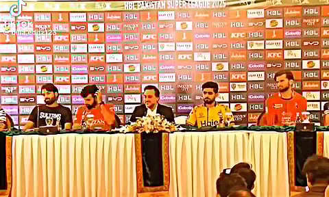 பாகிஸ்தான் சூப்பர் லீக்: நிருபர் கேட்ட கேள்விக்கு பதில் அளிக்க முடியாமல் திணறிய ரிஸ்வான், பாபர் அசாம்