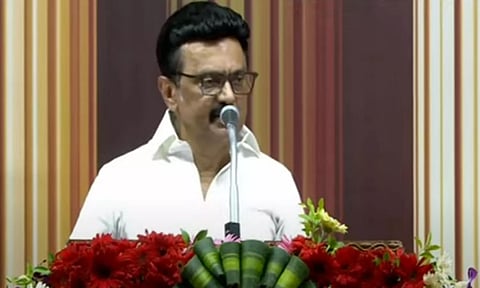 நான் அழுது புலம்புபவனும் அல்ல! யார் காலில் ஊர்ந்து போய் விழுபவனும் அல்ல! - 2026-ல் ஒரு கை பார்த்து விடலாம் : மு.க.ஸ்டாலின்