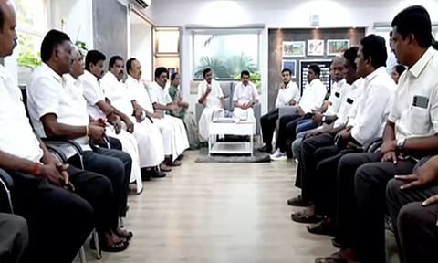 பேச்சுவார்த்தையில் உடன்பாடு- விசைத்தறி உரிமையாளர்களின் போராட்டம் வாபஸ்