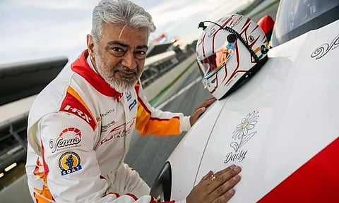 ஜிடி 4 ஐரோப்பிய கார் பந்தயம்- 2வது இடம் பிடித்து அசத்திய அஜித் அணி