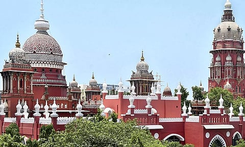 கர்நாடகா, தெலுங்கானா உயர்நீதிமன்ற நீதிபதிகளை சென்னைக்கு மாற்ற உச்சநீதிமன்றம் கொலிஜியம் பரிந்துரை