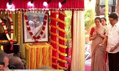 மருத்துவர் சாந்தா சிலையை திறந்து வைத்தார் முதலமைச்சர் மு.க.ஸ்டாலின்