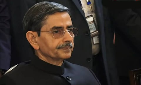 சிறப்பு குழு வைத்து துணை வேந்தர்கள் மிரட்டல் - ஆளுநர் புகார்