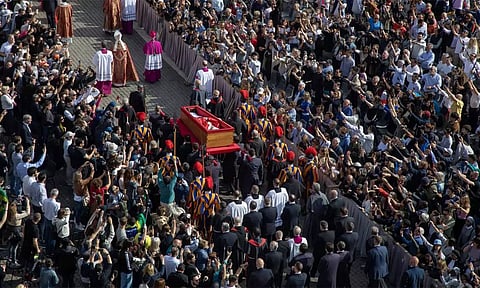 கடந்த 3 நாளில் போப் பிரான்சிசுக்கு அஞ்சலி செலுத்திய இரண்டரை லட்சம் மக்கள்