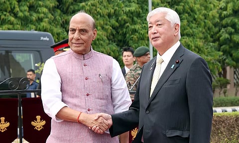 ஜப்பான் அமைச்சருடன் மத்திய அமைச்சர் ராஜ்நாத் சிங் சந்திப்பு