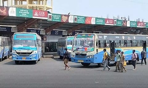 வருகிற 10 முதல் 12-ந்தேதி வரை இயக்கப்படுகிறது: சித்ரா பவுர்ணமியையொட்டி திருவண்ணாமலைக்கு 607 சிறப்பு பஸ்கள்