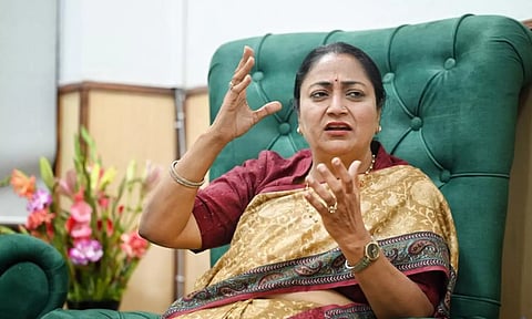 இந்தியா- பாக்., தாக்குதல் எதிரொலி: அரசு அலுவலர்களுக்கு விடுப்புகள் ரத்து