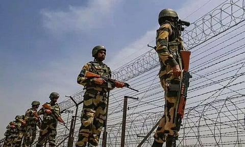 ஜம்மு எல்லையில் பாகிஸ்தான் ராணுவம் துப்பாக்கிச்சூடு: 8 பிஎஸ்எஃப் வீரர்கள் காயம்