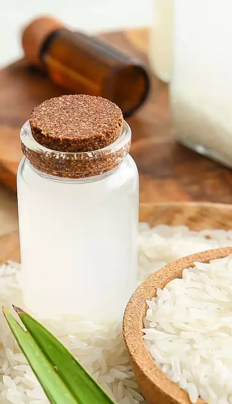 அரிசி கழுவும் தண்ணீரில் இவ்வளவு நன்மையா?