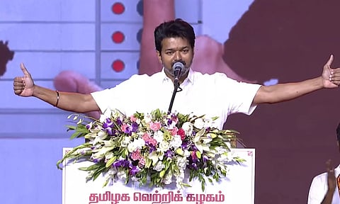 10, 11ம் வகுப்பில் தேர்ச்சி பெற்ற மாணவர்களுக்கு வாழ்த்து தெரிவித்த த.வெ.க. தலைவர் விஜய்