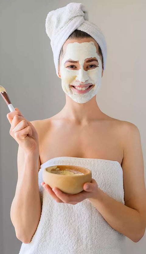 சருமத்தை மென்மையாக்கும் கடலை மாவு ஃபேஸ்பேக்