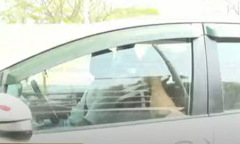 டாஸ்மாக்கில் ரூ.1000 கோடி முறைகேடு- விசாகனை அழைத்துச்சென்று அமலாக்கத்துறை விசாரணை