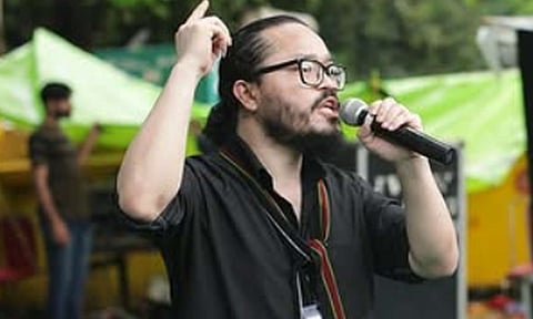 மெய்தி மக்களுக்கு மிரட்டல் விடுத்த குகி மாணவர் அமைப்பு தலைவர் மீது வழக்குப்பதிவு: கைது செய்ய போலீசார் தீவிரம்