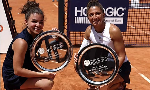 இத்தாலி ஓபன் டென்னிஸ்: இரட்டையரிலும் சாம்பியன் பட்டம் வென்ற ஜாஸ்மின் பவுலினி