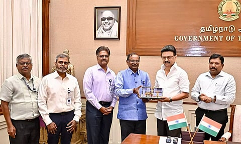 இஸ்ரோ தலைவருக்கு பாராட்டு தெரிவித்த முதல்வர் ஸ்டாலின்