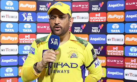 பேட்ஸ்மேன்கள் தொடர்ந்து நிலைத்து விளையாட வேண்டும்: எம்.எஸ்.தோனி