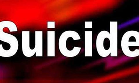 9 வயது சிறுமி தூக்குபோட்டு தற்கொலை - விளையாட தடை போட்டதால் விபரீதம்