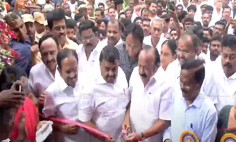 ஏற்காடு 48வது கோடை விழா- மலர் கண்காட்சி: அமைச்சர்கள் தொடங்கி வைத்தனர்