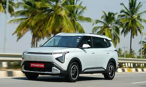 கியா கேரன்ஸ் கிளாவிஸ் - இந்த வசதிகள் இருந்திருந்தால்...?