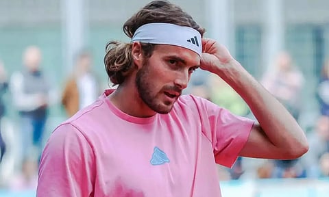 பிரெஞ்சு ஓபன் டென்னிஸ்: 2வது சுற்றில் கிரீஸ் வீரர் அதிர்ச்சி தோல்வி