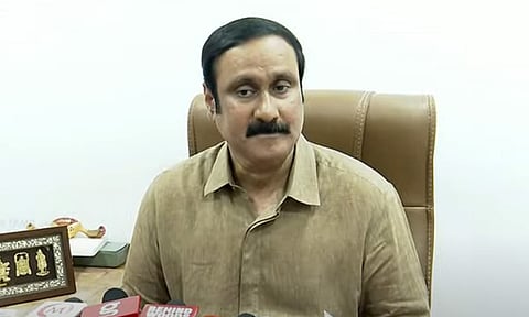 அன்புமணி நோக்கி படையெடுக்கும் நிர்வாகிகள் - வெறிச்சோடியது தைலாபுரம்