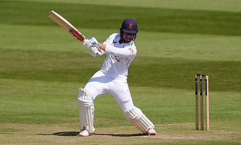 முதல் இன்னிங்சில் இந்தியா 557 ரன்கள் குவிப்பு: இரண்டாம் நாள் முடிவில் இங்கிலாந்து 273/2