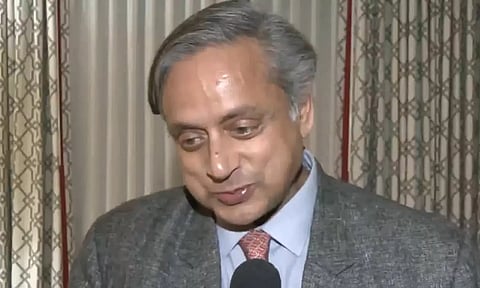 தேச நலனுக்காக பணியாற்றுவது கட்சி விரோத செயல் அல்ல - சசிதரூர்