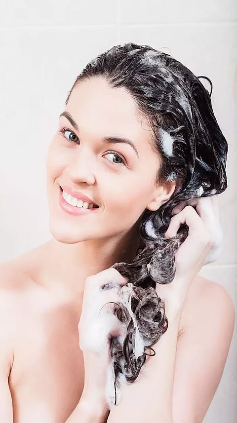 குளிக்கும் போது தலைமுடி உதிர்கிறதா?