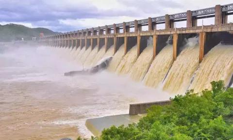 மேட்டூர் அணை நீர்மட்டம் 114 அடியை எட்டியது