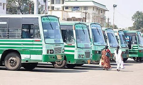 வார இறுதி நாட்களை முன்னிட்டு சிறப்பு பேருந்துகள் இயக்க முடிவு