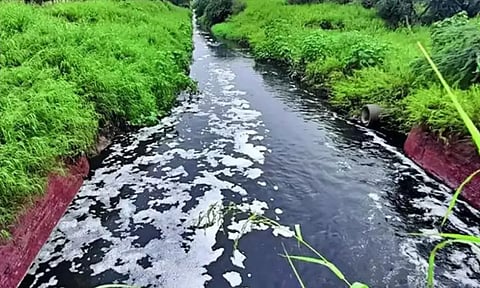 நீரில் நச்சுக் கழிவுகள்.. உ.பி. கிராமத்தில் 15 நாளில் 13 பேர் உயிரிழப்பு