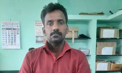 கோவையில் ருசிகர சம்பவம்: கோவிலில் உண்டியல் பணத்தை திருடிவிட்டு போதையில் தூங்கிய கொள்ளையன்