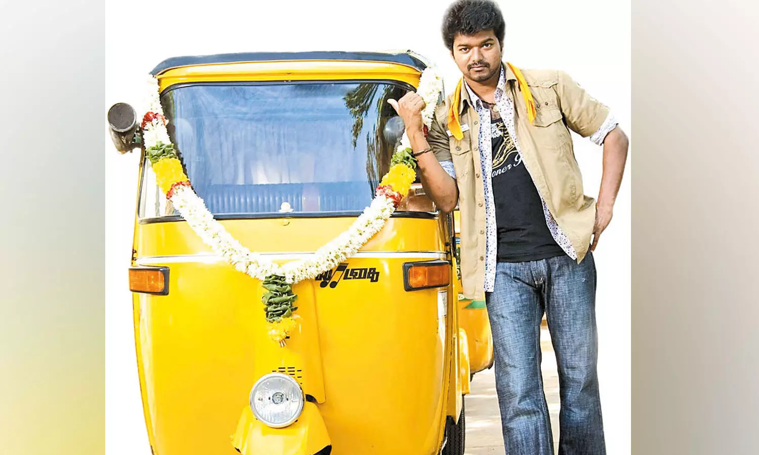 ஆட்டோ சின்னத்தை குறி வைக்கும் விஜய்