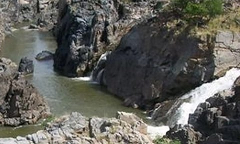 ஒகேனக்கல்லுக்கு நீர்வரத்து 14 ஆயிரம் கனஅடியாக குறைந்தது