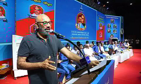 முருகன் மாநாடு நடத்தி ஏமாற்றலாம் என நினைக்க வேண்டாம் - விசிக விழாவில் நடிகர் சத்யராஜ் பேச்சு