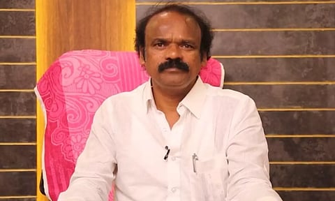 தலைமறைவான பூவை ஜெகன்மூர்த்தியை கைது செய்ய சி.பி.சி.ஐ.டி. போலீசார் தீவிரம்